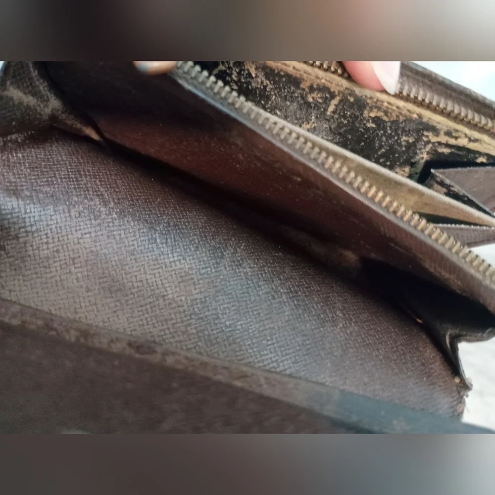 Louis Vuitton Tresor damier wallet